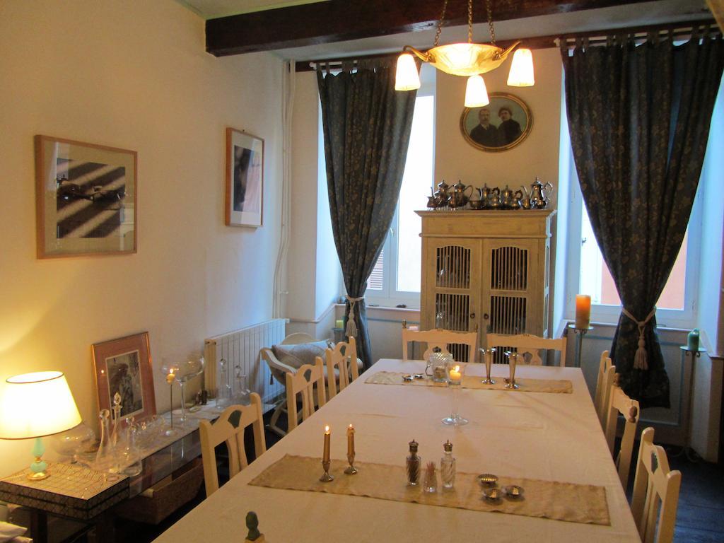 La Maison De Natasha Castillon-en-Couserans Екстериор снимка
