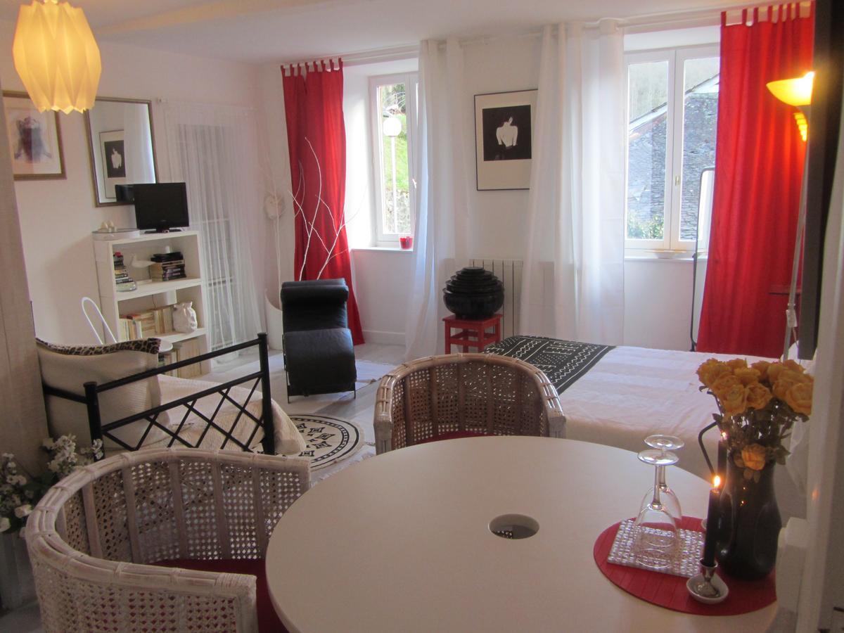 La Maison De Natasha Castillon-en-Couserans Екстериор снимка